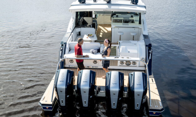 Mercury 7.6 l V12 600 KM Verado – największy silnik zaburtowy