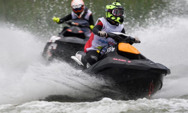 Mistrzostwach Europy Skuterów Wodnych – dwa medale polskich zawodników