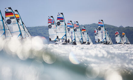 Polscy żeglarze na czele mistrzostw świata juniorów w klasie 49er