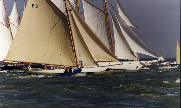 Nadchodzi Les Voiles de Saint-Tropez –Złoto pod Żaglami