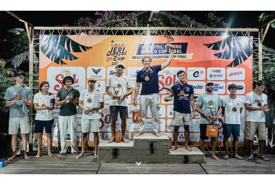 Kamil Manowiecki zwycięzcą finałowych regat Pucharu Świata w klasie WingFoil Racing