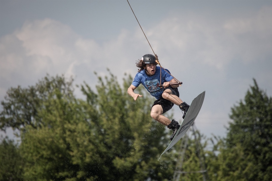 Patryk Łojek najlepszym zawodnikiem Europy w 2025 roku w wakeboardzie za wyciągiem